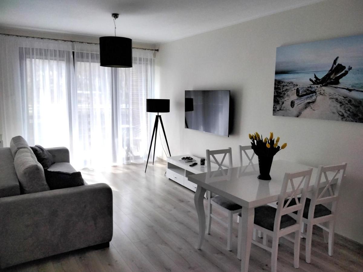 Apartament Kasztanowy Wladyslawowo Luaran gambar